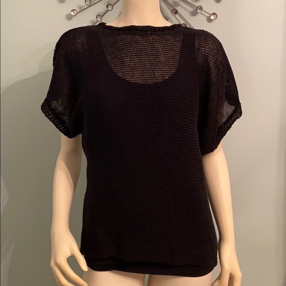 Vince Camuto Sweaters - EUC Vince Camuto Cold Shoulder Batwing Sweater